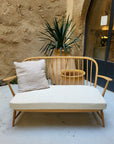 Banquette Windsor Ercol - Bois massif et tissu bouclette blanc